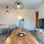 Guesthost - La Romantica - Lovely With Terrace *