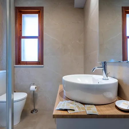 Guesthost - La Romantica - Lovely With Terrace Appartamento